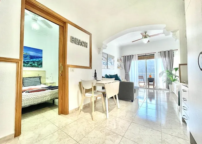 Mundo Beach House, Playa San Marcos, Tenerife